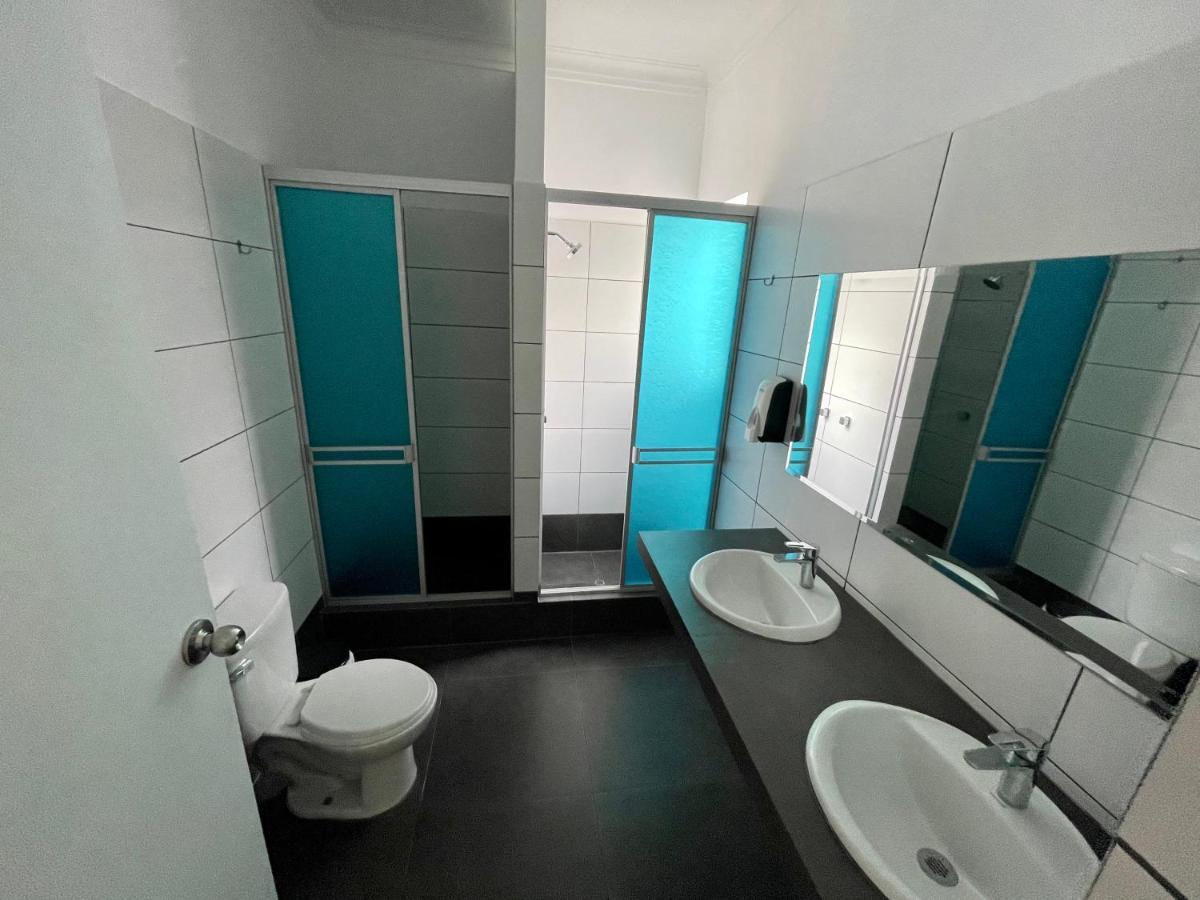 Casaroma Hostels リマ エクステリア 写真