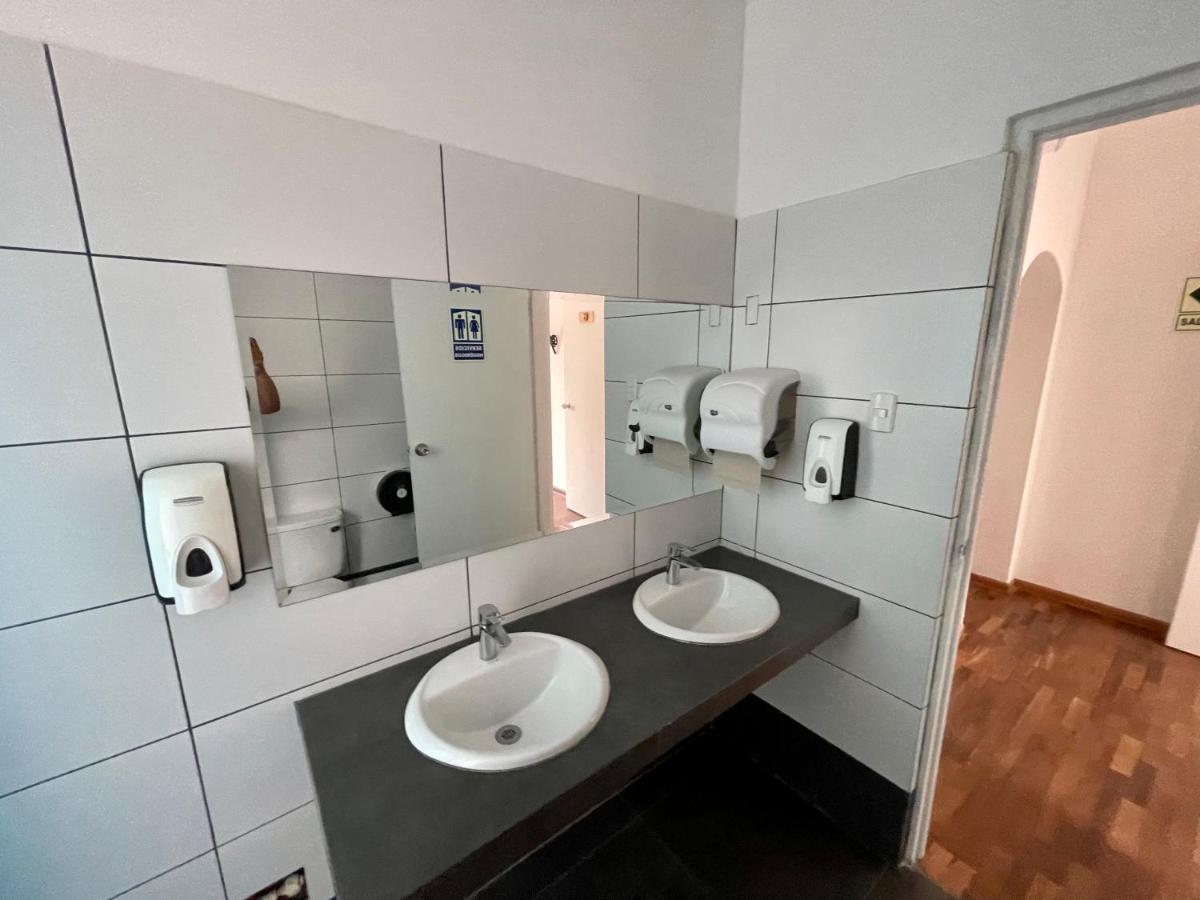 Casaroma Hostels リマ エクステリア 写真